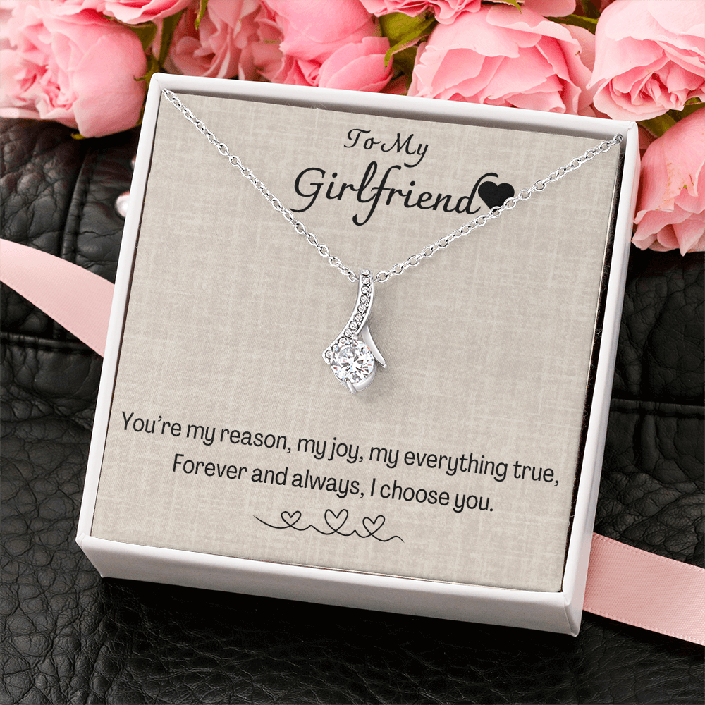 To My Girlfriend Alluring Necklace